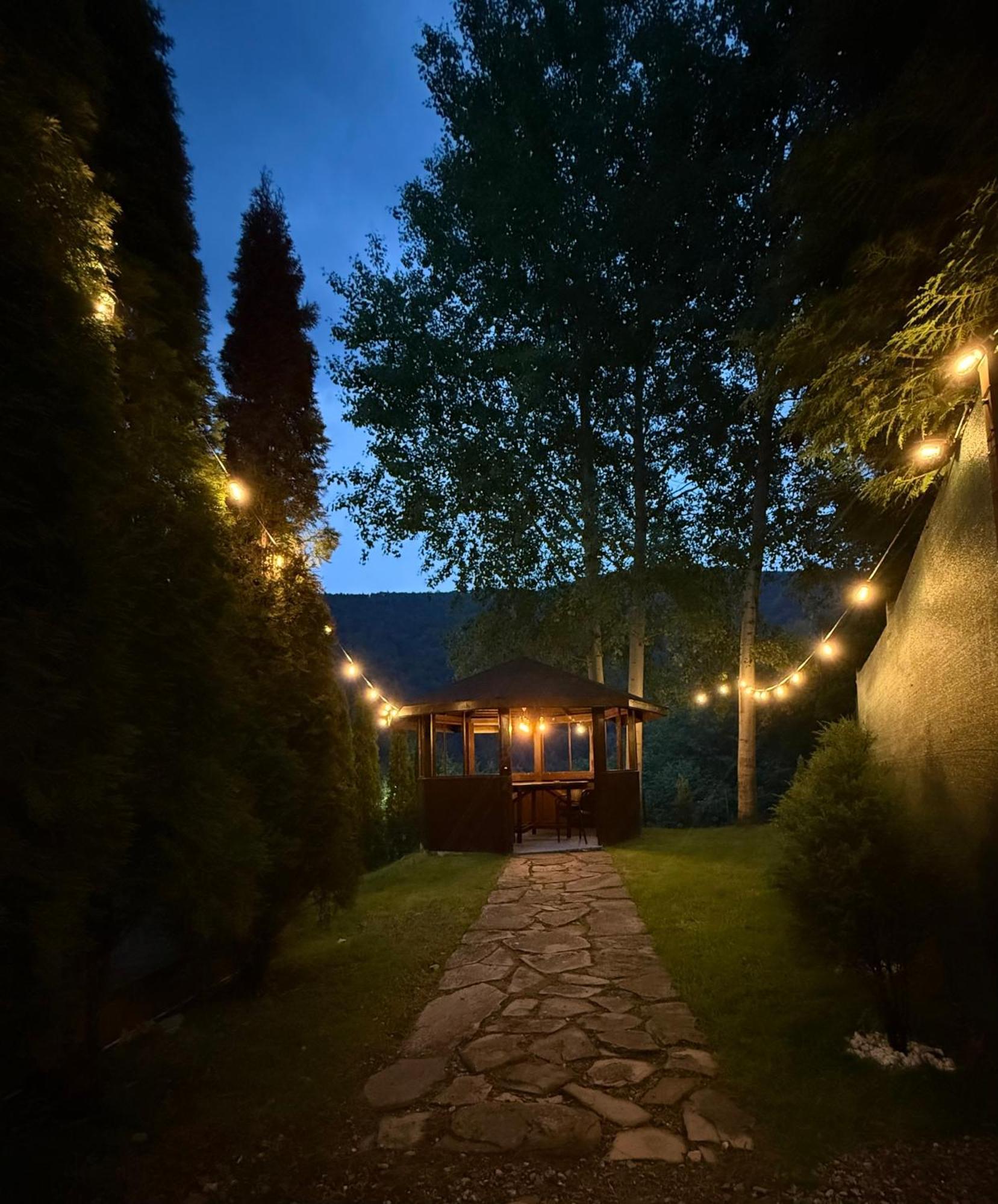 Dialogue With Private Garden & Bbq *